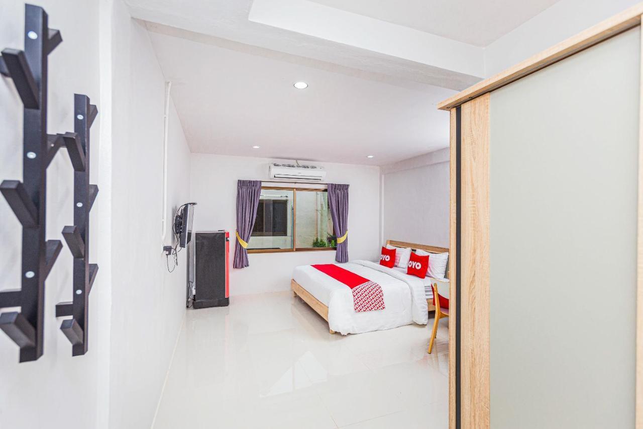 Oyo 435 Frame Residence Phuket Dış mekan fotoğraf