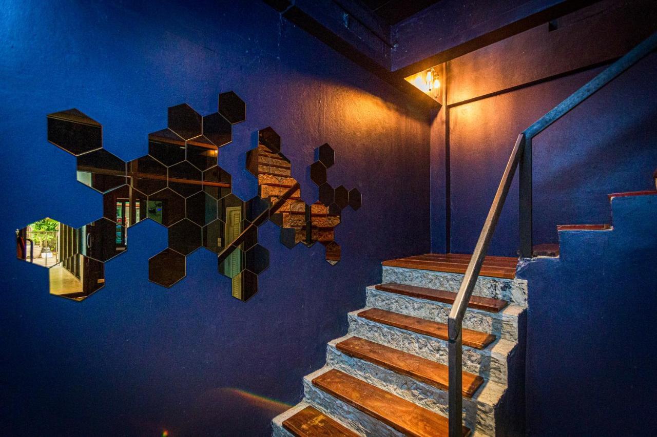 Oyo 435 Frame Residence Phuket Dış mekan fotoğraf